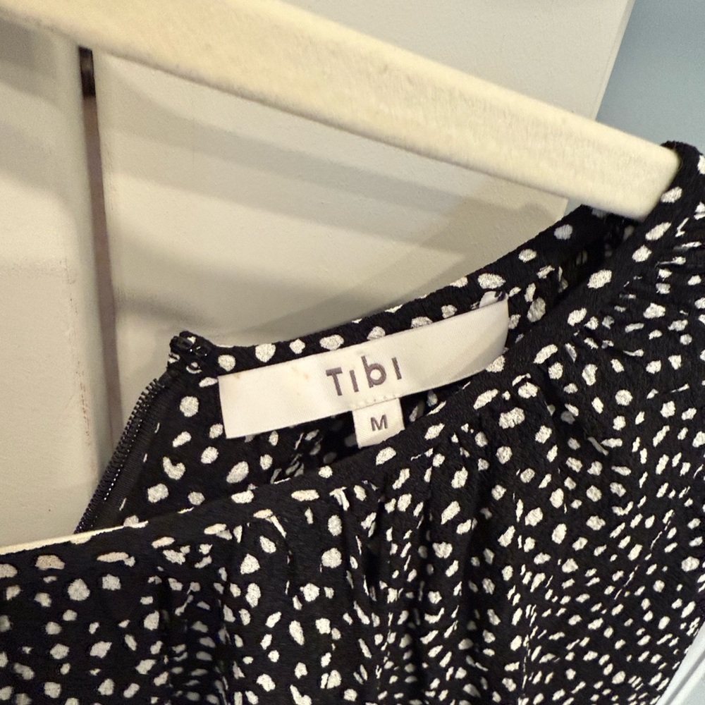 Tibi Martine Black and White Dotted Blouse with Green Accent/contrast sleeves - Picture 7 of 9